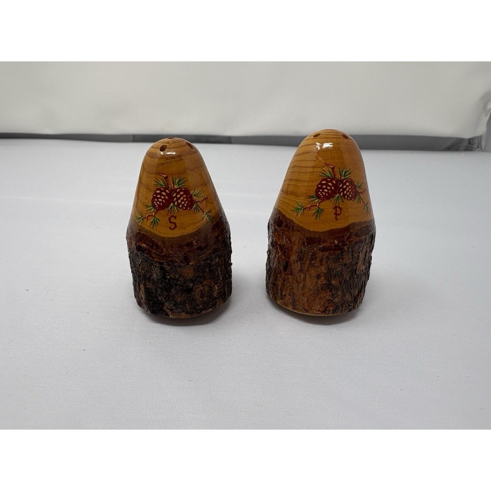 VTG Wooden Salt and Pepper Shakers Collector Set Wood Tree Bark Cheyenne Wyoming